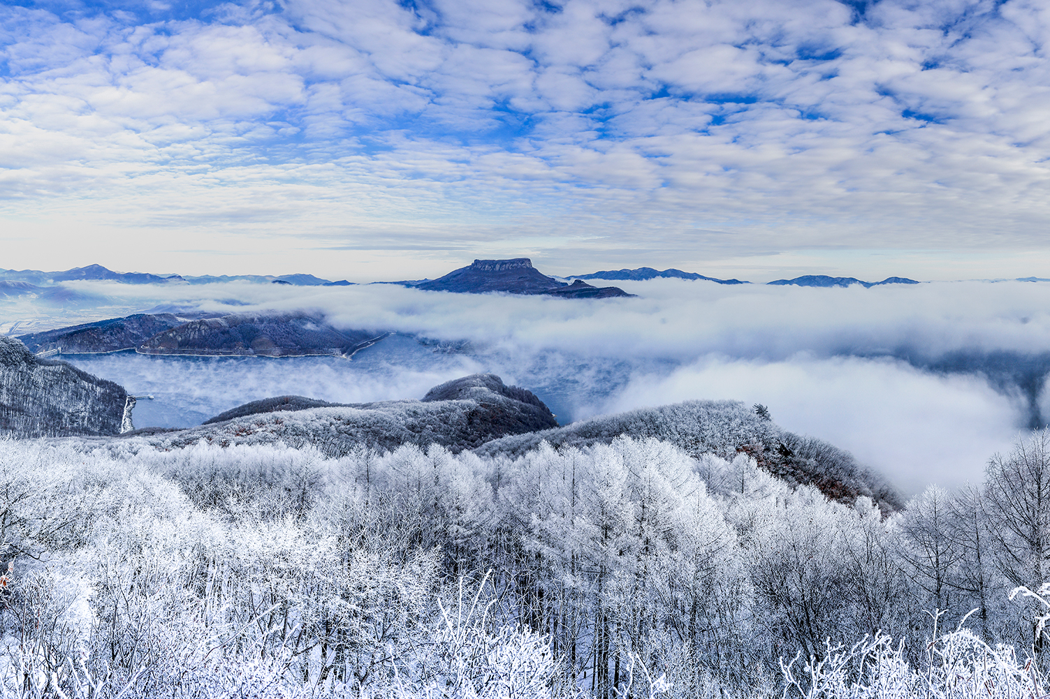 Wunu Mountain in winter